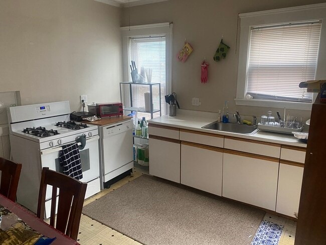 Photo - 29 Sunset Rd Unit 1