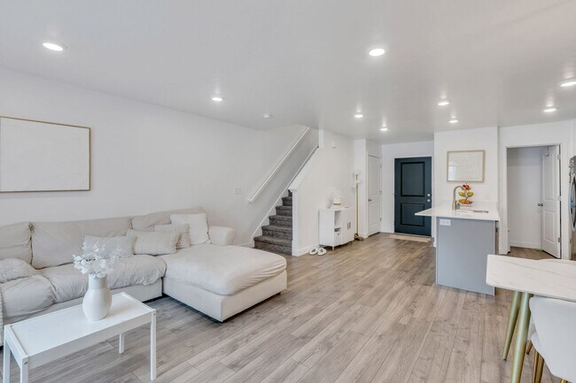 Photo - Lar-38 N Heading Row Saratoga Springs, UT 84043 Unidad 1