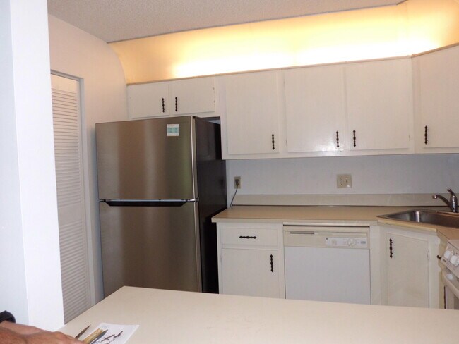 Photo - 121 Lake Pine Cir Unidad A-2
