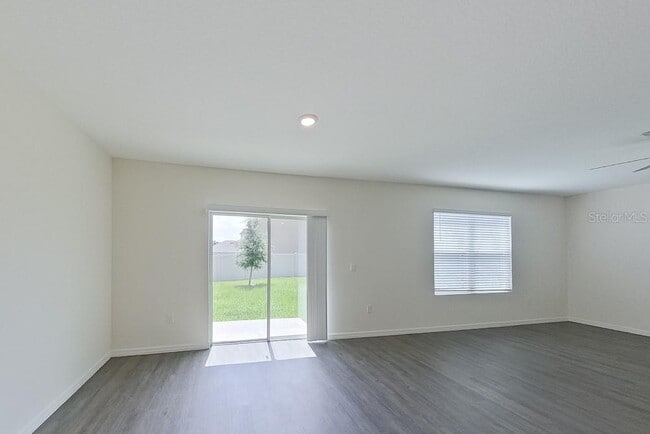 Photo - 32208 Edson Ave