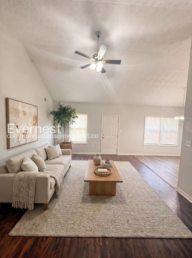 Photo - 508 Bridgeport Pl