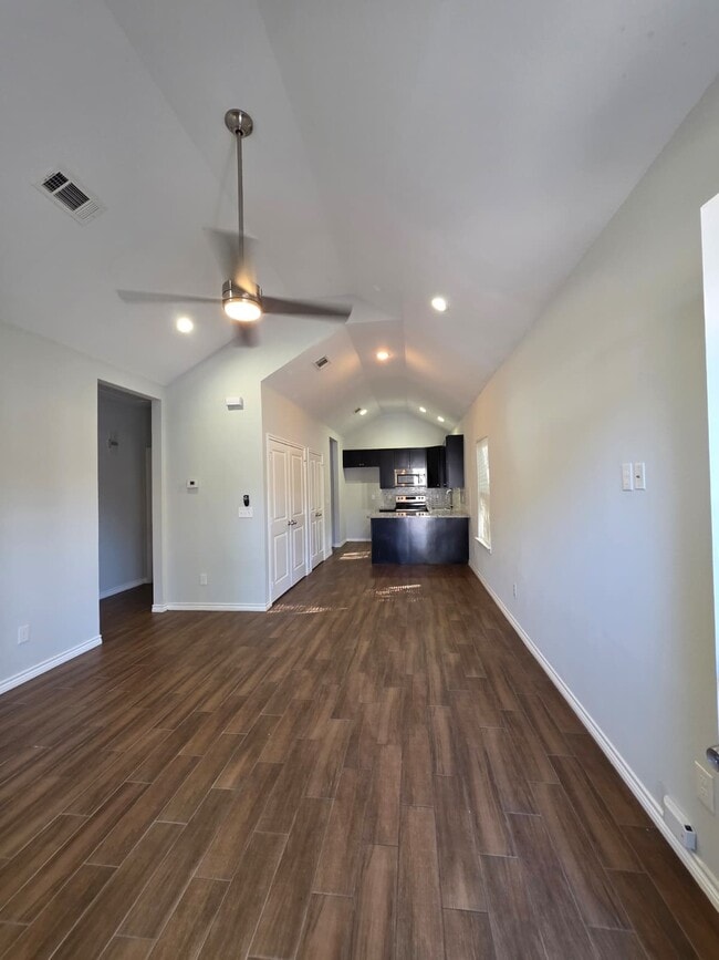 Photo - 16338 Eastchase St