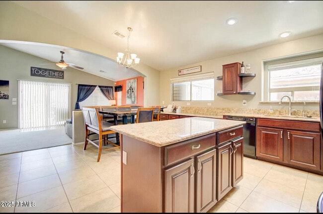 Photo - 1277 W Busa Dr