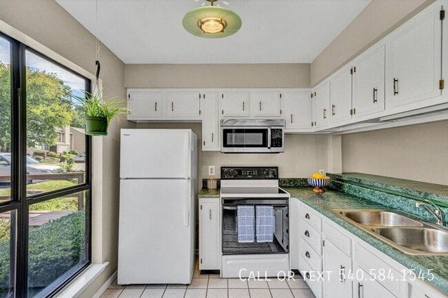 Photo - 7311 Maple Ct SW