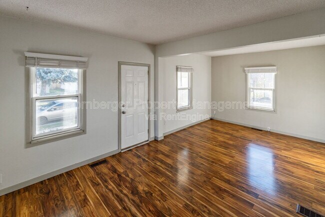 Photo - 707 E Providence Ave