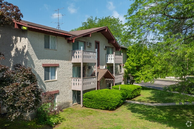 Lakeview Apartments