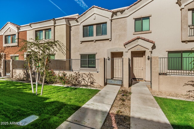 Building Photo - 5225 E Enid Ave