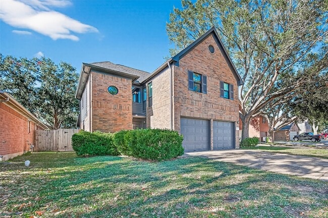 Building Photo - 1720 Old Creek Dr