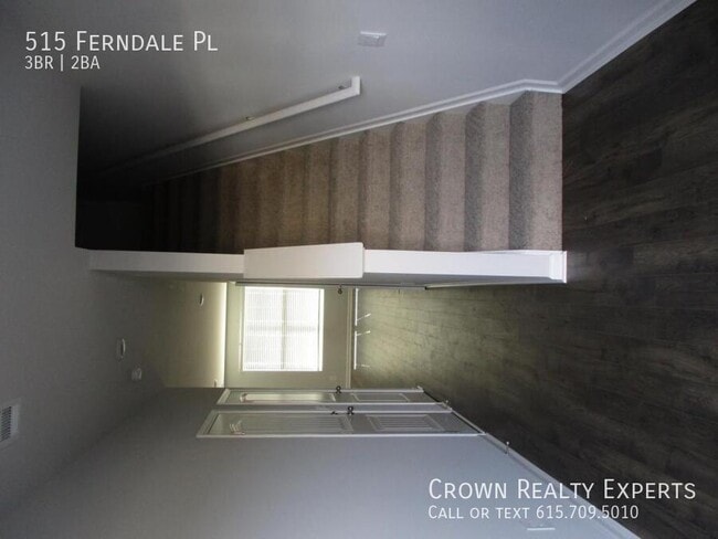 Photo - 515 Ferndale Pl