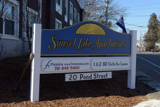 Sunset Lake Apartments - Sunset Lake Apartments