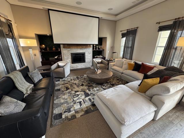 Photo - 8291 Santaluz Village Green N