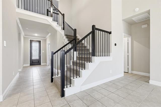 Photo - 908 Guava Ct