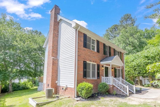 Photo - 623 Elmwood Ct