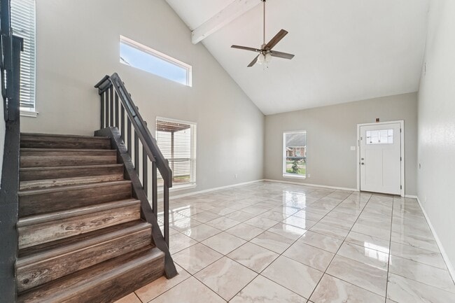 Photo - 9721 Debbie Ln