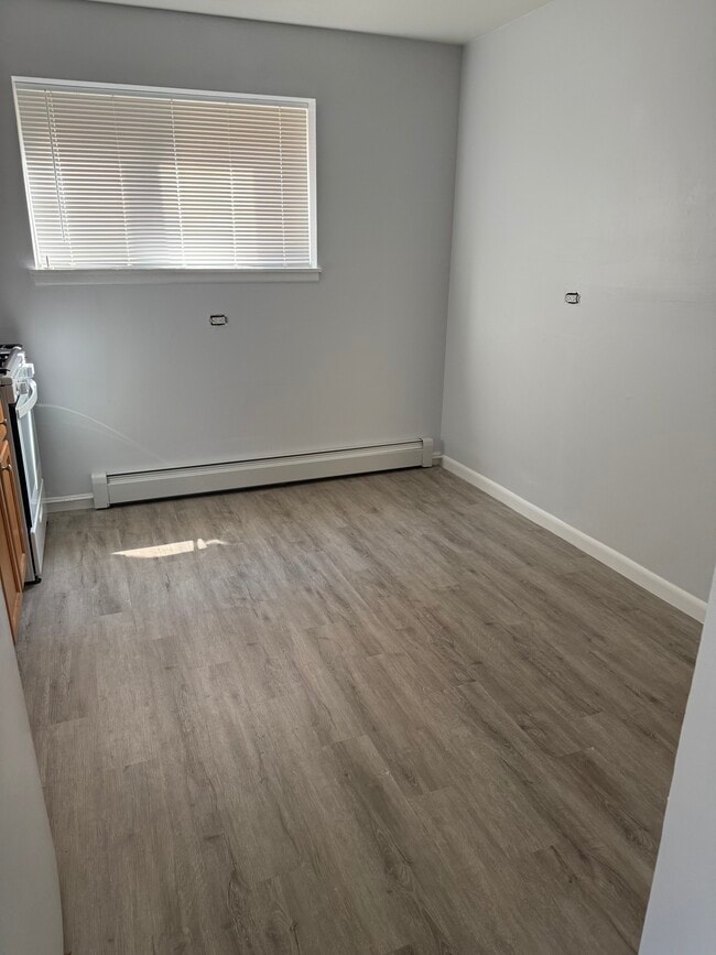 Photo - 8281 W Elizabeth Ave Unidad 3