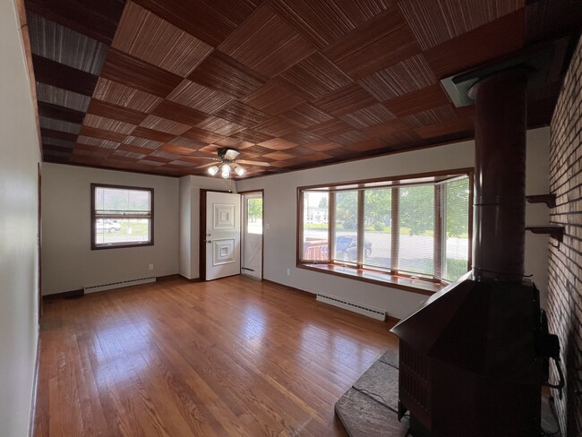 Photo - 1724 N Green Bay Rd