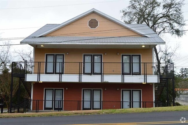 Building Photo - 207 Putnam Dr Rental