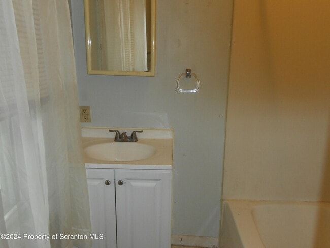 Photo - 622 S Main Ave