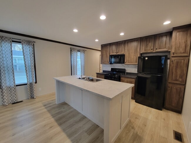 Building Photo - 5387 Nautical Ct