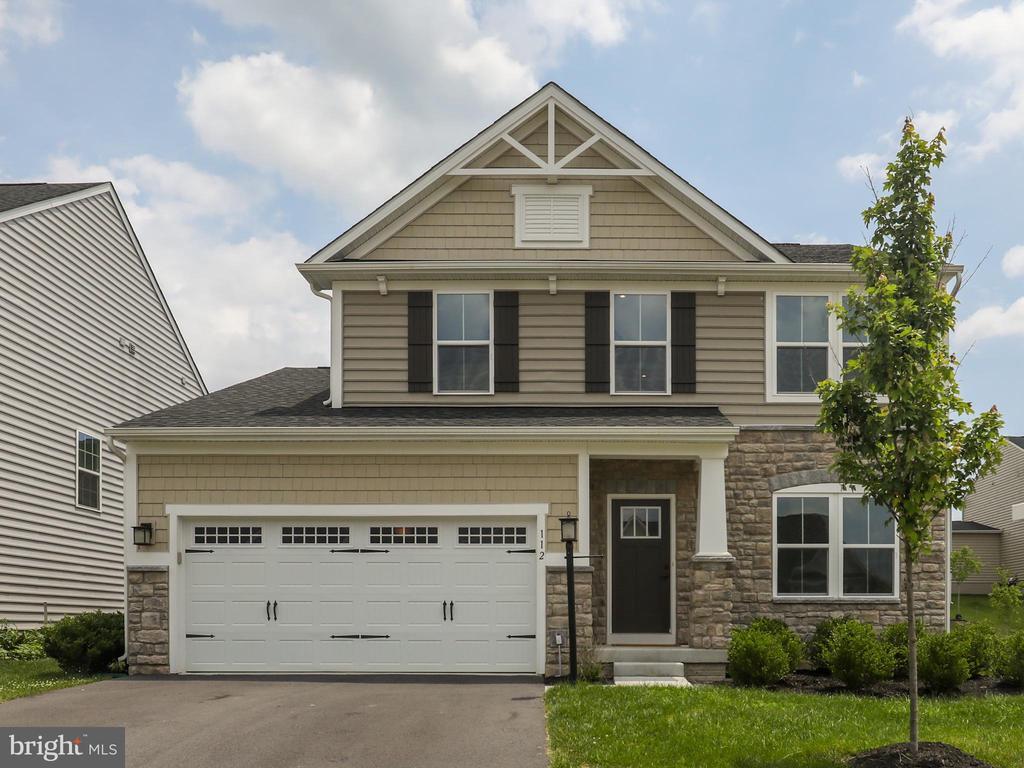 112 Fringetree Ct House House Rental in Lake Frederick, VA