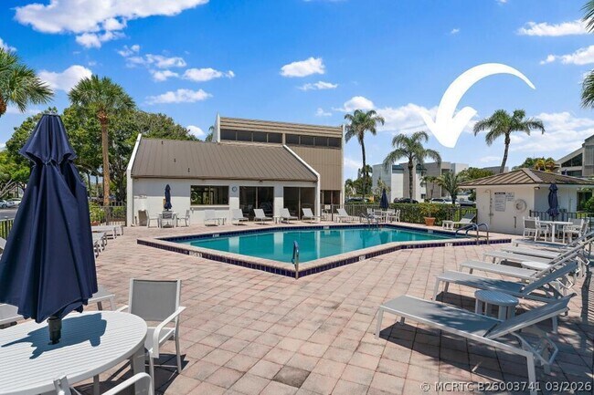 1605 S US Hwy 1 Unit V6-306