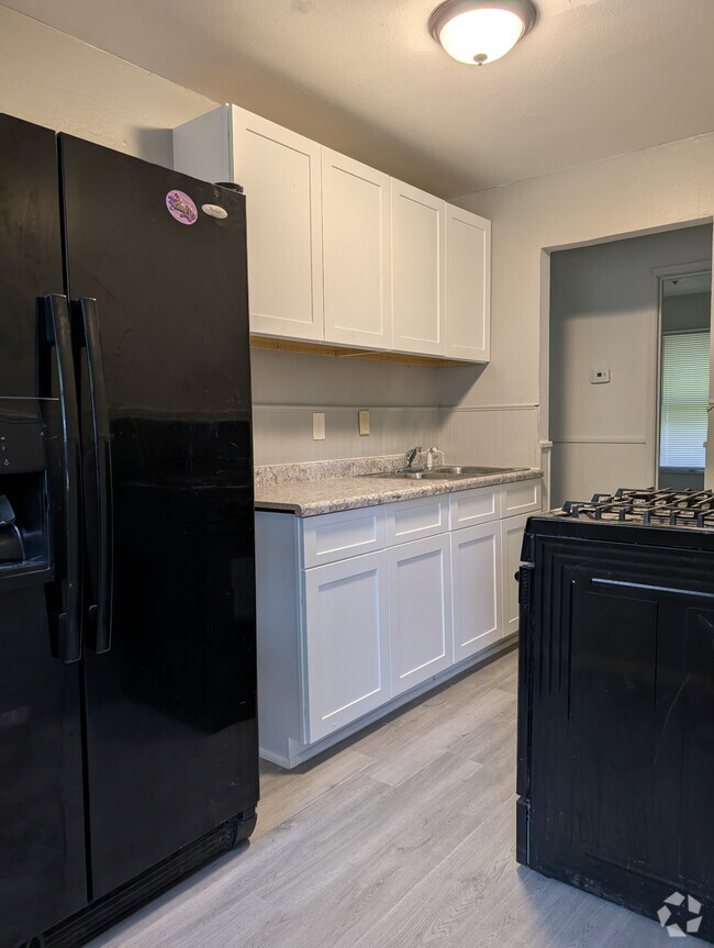 Building Photo - 315 Banff Cir Rental