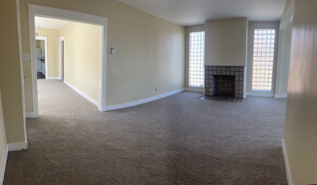 Sala de estar - 927 Jancey St