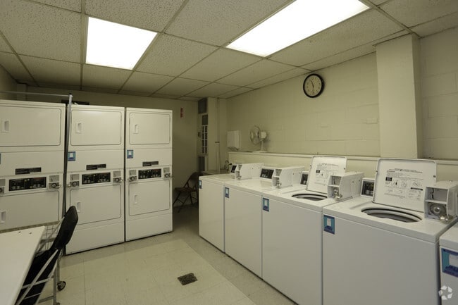 Laundry Room - Plaza Point Apartments