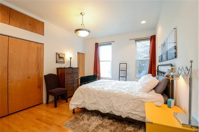 Photo - 1407 N Wicker Park Ave Unit 1