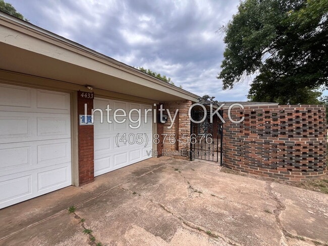 Photo - 4433 NW Liberty St