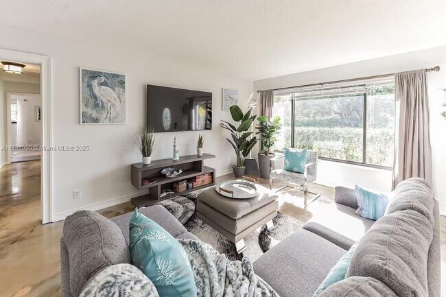 Photo - 1201 Bayview Dr