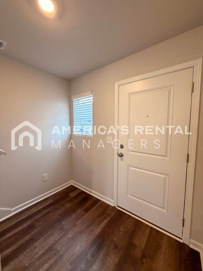 Photo - New Construction, Pet Free Townhome on Driftwood Lane for Rent!