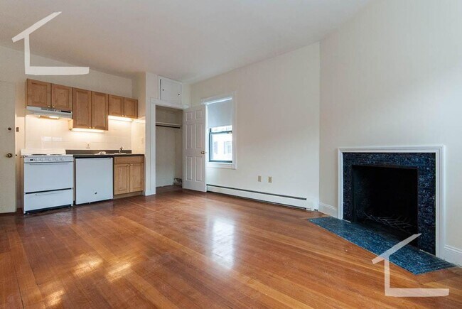 Photo - 9/1 No Fee! Charming, cozy Studio near Longwood/Fenway/Kenmore