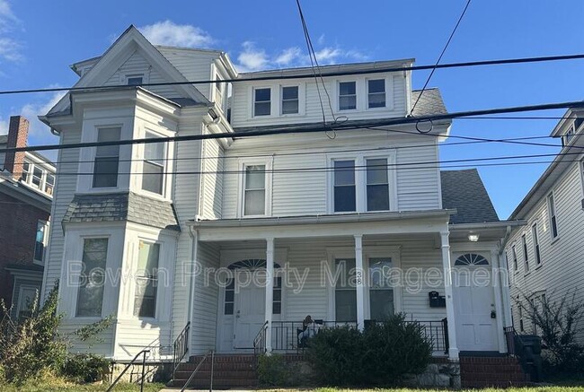 Building Photo - 38 Wayside Ave Unit 38 Wayside Ave, Apt. 2, Hagerstown, MD 21740
