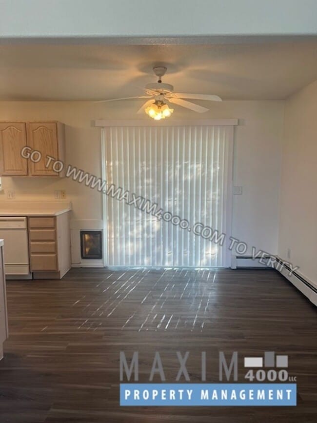 Photo - 401 E Mayfield Dr