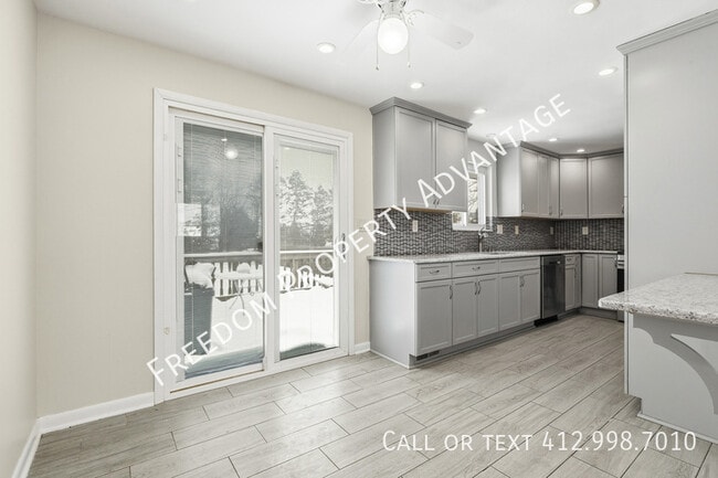 Building Photo - 25 Ridge Dr