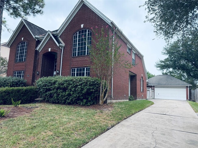 Building Photo - 16523 Town Lake Ct Rental