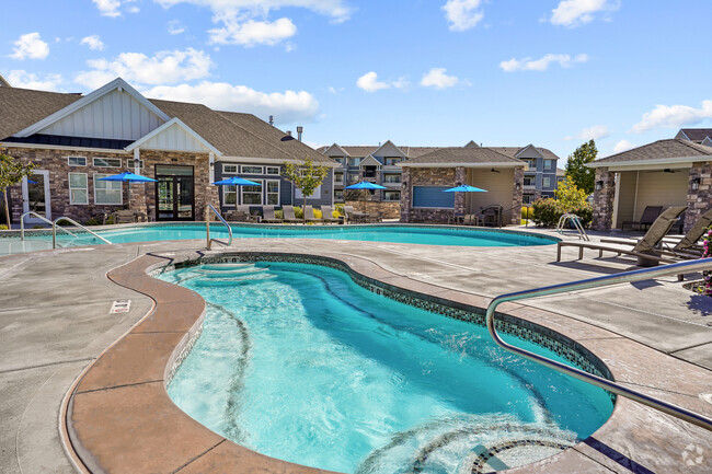 Year Round Spa - Herriman Towne Center Apartment