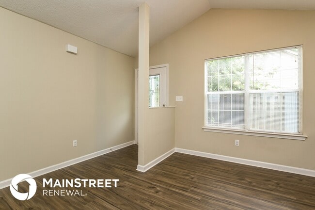 Photo - 1476 Cain Ct