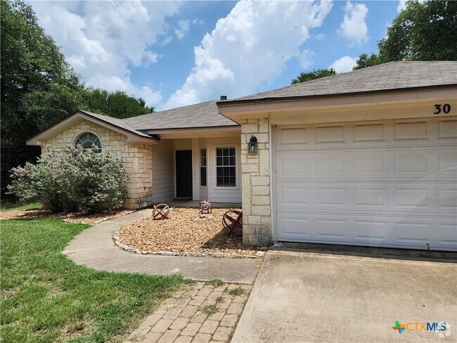 Building Photo - 30 Willow Run Dr Rental