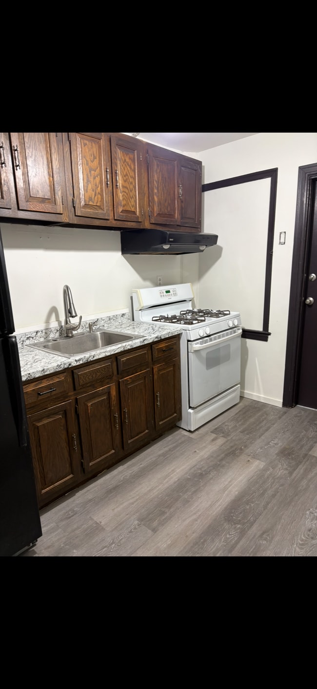 Photo - 914 East 14th Street Unit 914 East 14th Street