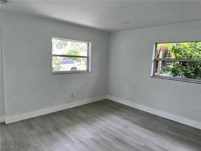 Photo - 6187 Island Park Ct