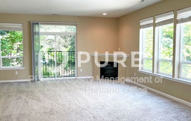 Photo - 2806 Raymond St