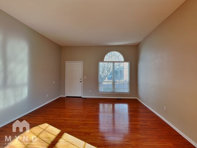 Photo - 2421 S Harlan Ct