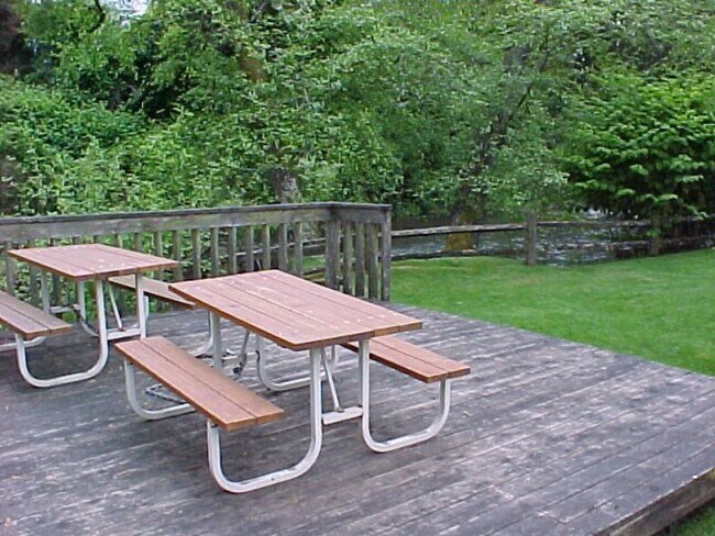 Photo - Quality Waterfront Living