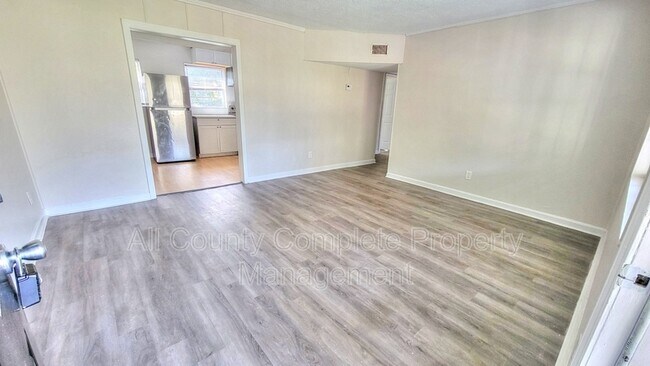 Photo - 9172 11th Ave