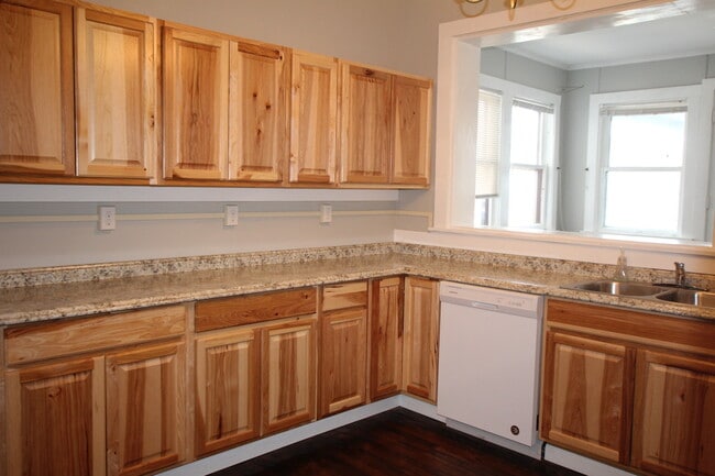 Photo - 266 State St Unit 266 State St Apt 1
