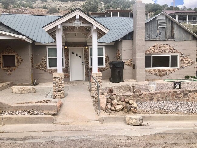Photo - Pioche Mining Town 2 Bedroom Home