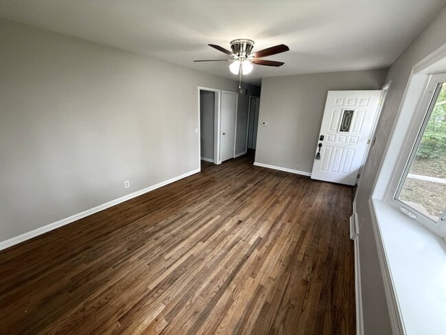 Photo - 1527 Fulton Ct