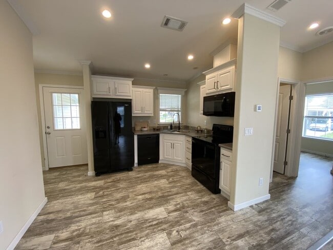 Photo - 1405 82nd Ave